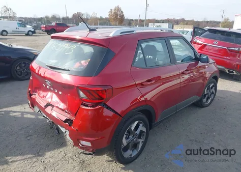 2025 Hyundai Venue Sel z USA, uszkodzony, nr VIN KMHRC8A32SU362179